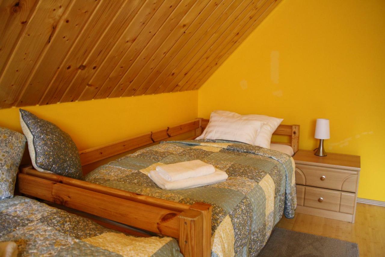 Kedvenc Vendeghaz Hotel มิชโคลซ์ ภายนอก รูปภาพ